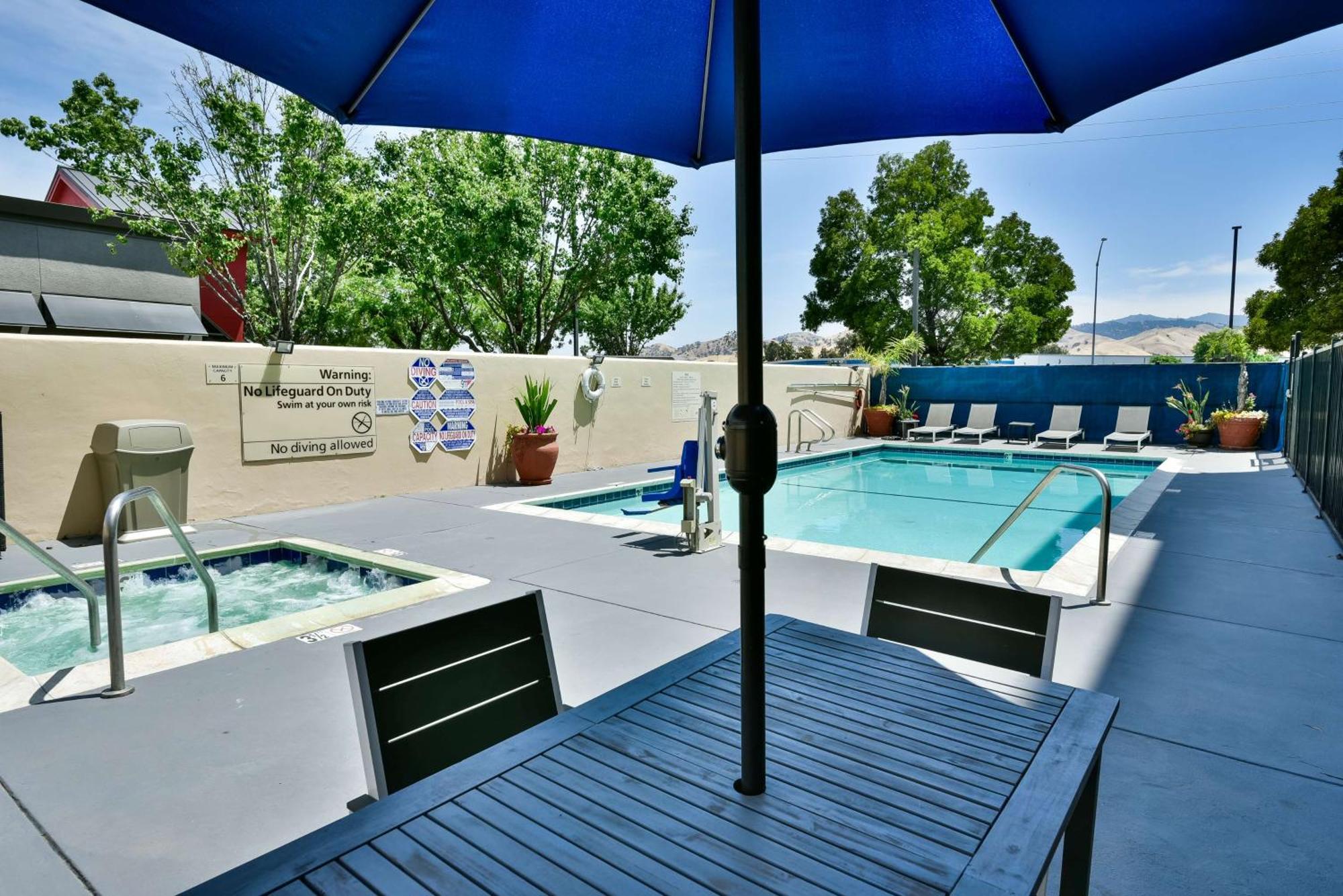 Hampton Inn & Suites פיטסבורג מראה חיצוני תמונה